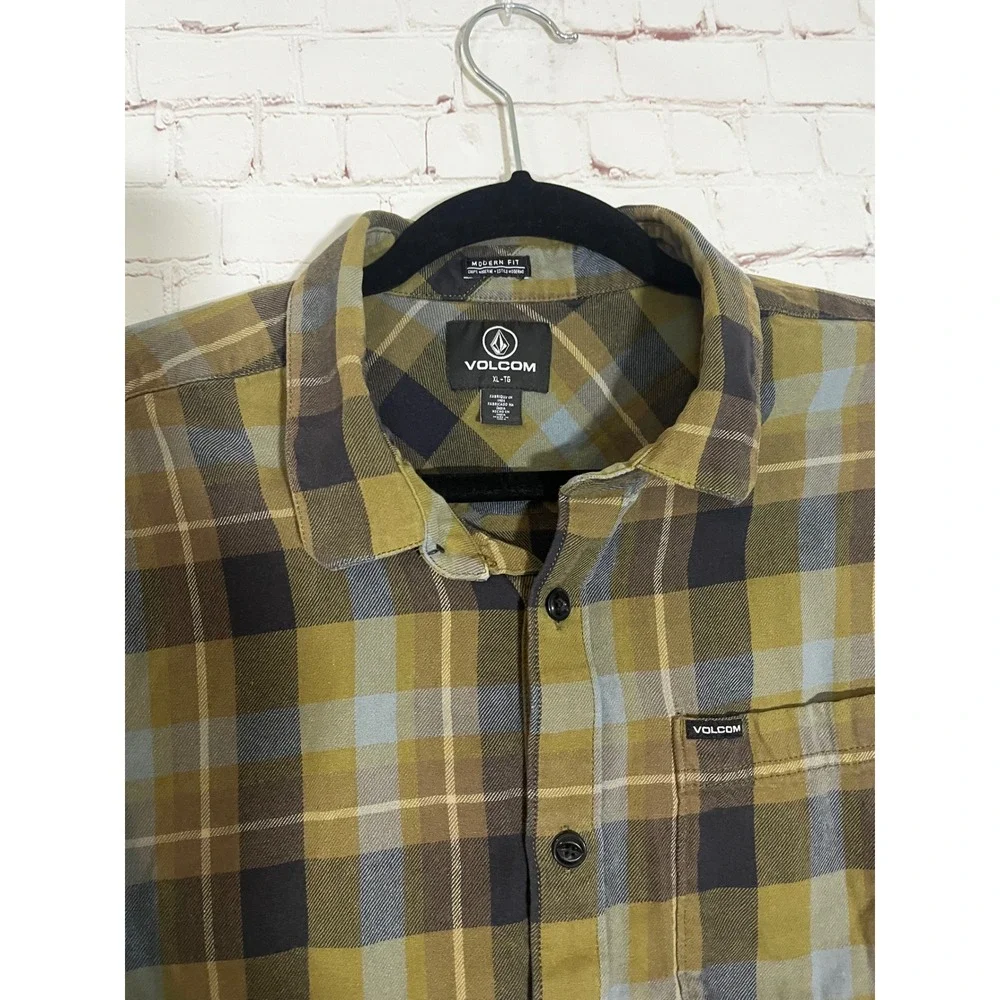 Volcom Caden Plaid Long Sleeve Button‎ Down Flannel Shirt Mens XL Olive Green